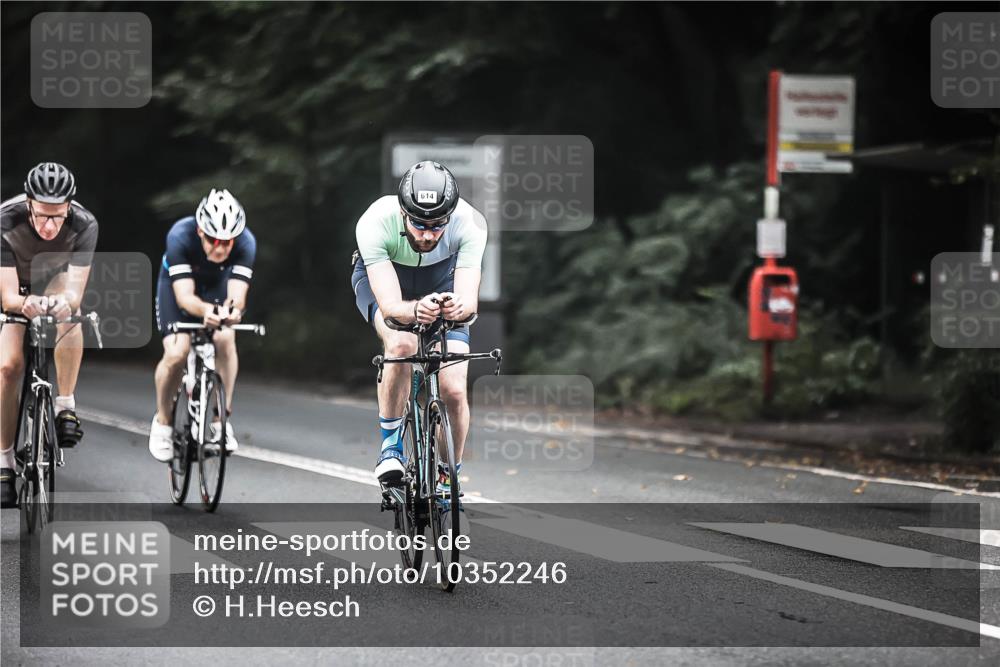 13.09.2026 - Stadtparktriathlon H.Heesch http://msf.ph/oto/10352246 13.09.2026 11:06:36 Radfahren 611, 614, 634, 656, 674 meine-sportfotos.de