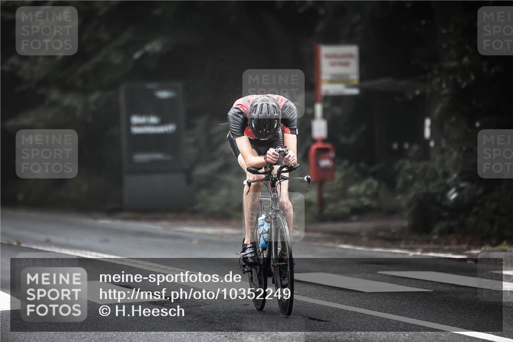 13.09.2026 - Stadtparktriathlon H.Heesch http://msf.ph/oto/10352249 13.09.2026 09:27:23 Radfahren 92, 99, 105, 112, 121, 130, 141, 155 meine-sportfotos.de