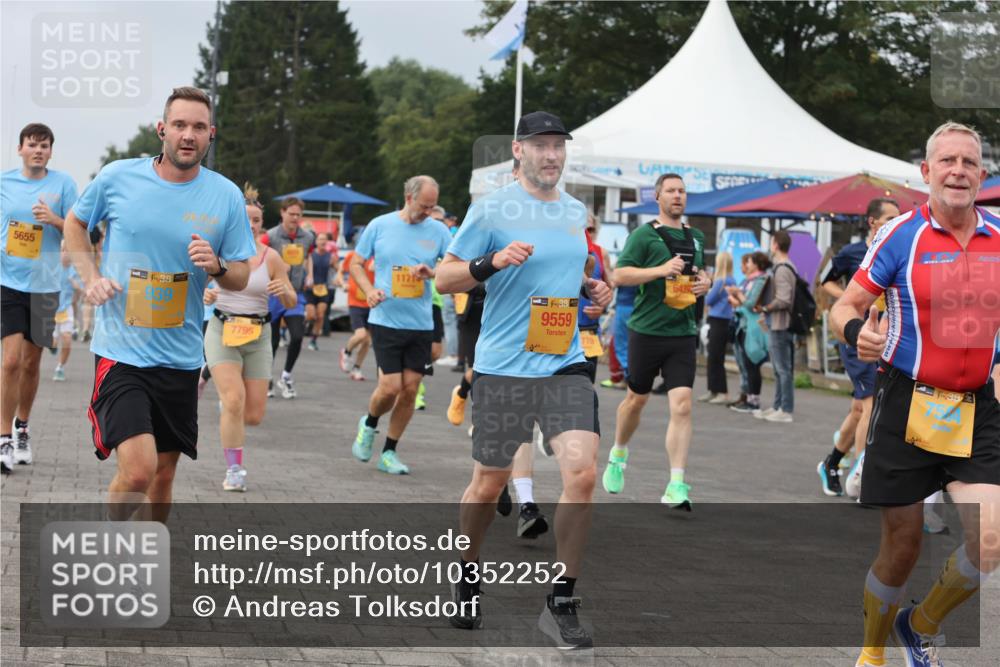 13.09.2026 - Kiel Lauf Andreas Tolksdorf http://msf.ph/oto/10352252 13.09.2026 09:56:27 Kiellinie 5655, 38, 939, 7795, 1171, 38, 9559, 6439 meine-sportfotos.de
