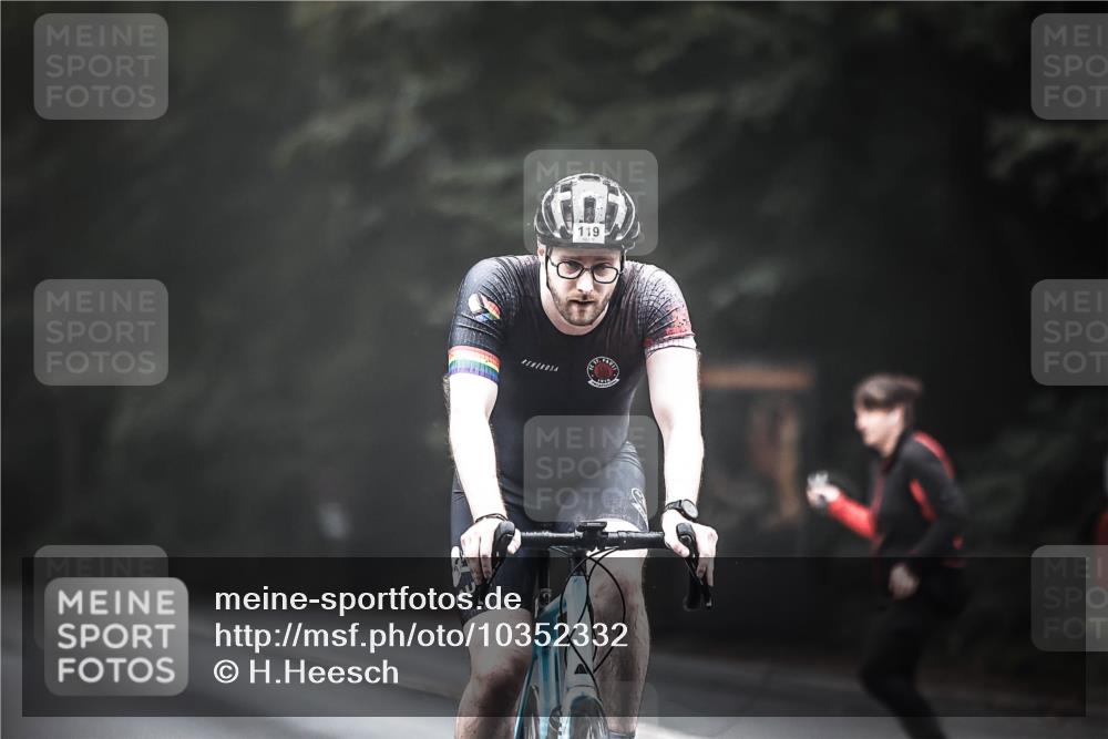 13.09.2026 - Stadtparktriathlon H.Heesch http://msf.ph/oto/10352332 13.09.2026 09:27:30 Radfahren 92, 119, 155 meine-sportfotos.de