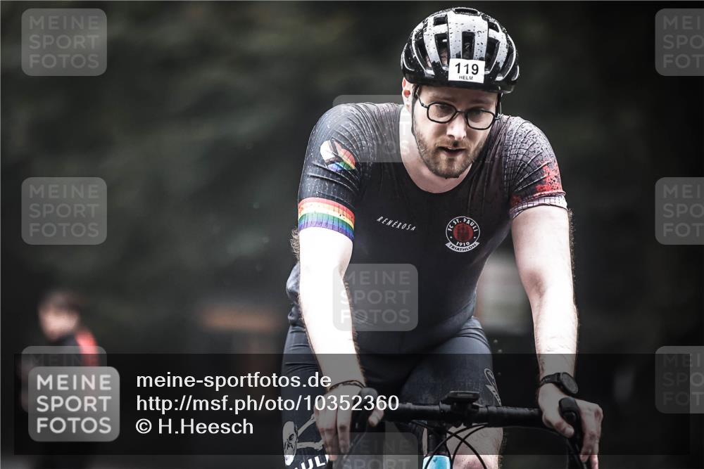 13.09.2026 - Stadtparktriathlon H.Heesch http://msf.ph/oto/10352360 13.09.2026 09:27:31 Radfahren 92, 119, 129, 155 meine-sportfotos.de
