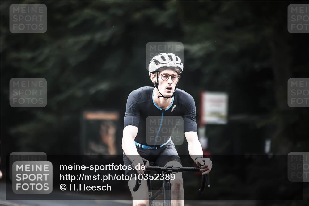 13.09.2026 - Stadtparktriathlon H.Heesch http://msf.ph/oto/10352389 13.09.2026 11:06:47 Radfahren 394, 443, 490, 550, 641 meine-sportfotos.de
