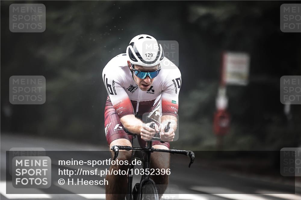 13.09.2026 - Stadtparktriathlon H.Heesch http://msf.ph/oto/10352396 13.09.2026 09:27:38 Radfahren 129 meine-sportfotos.de