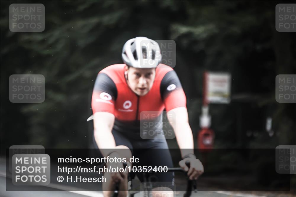 13.09.2026 - Stadtparktriathlon H.Heesch http://msf.ph/oto/10352400 13.09.2026 11:06:48 Radfahren 394, 443, 490, 550, 641 meine-sportfotos.de
