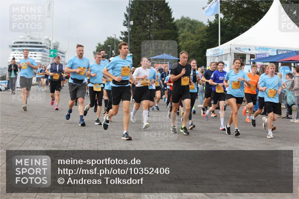 13.09.2026 - Kiel Lauf Andreas Tolksdorf http://msf.ph/oto/10352406 13.09.2026 09:56:32 Kiellinie 8203, 56, 4535, 2653, 336, 3134, 1116, 5972 meine-sportfotos.de