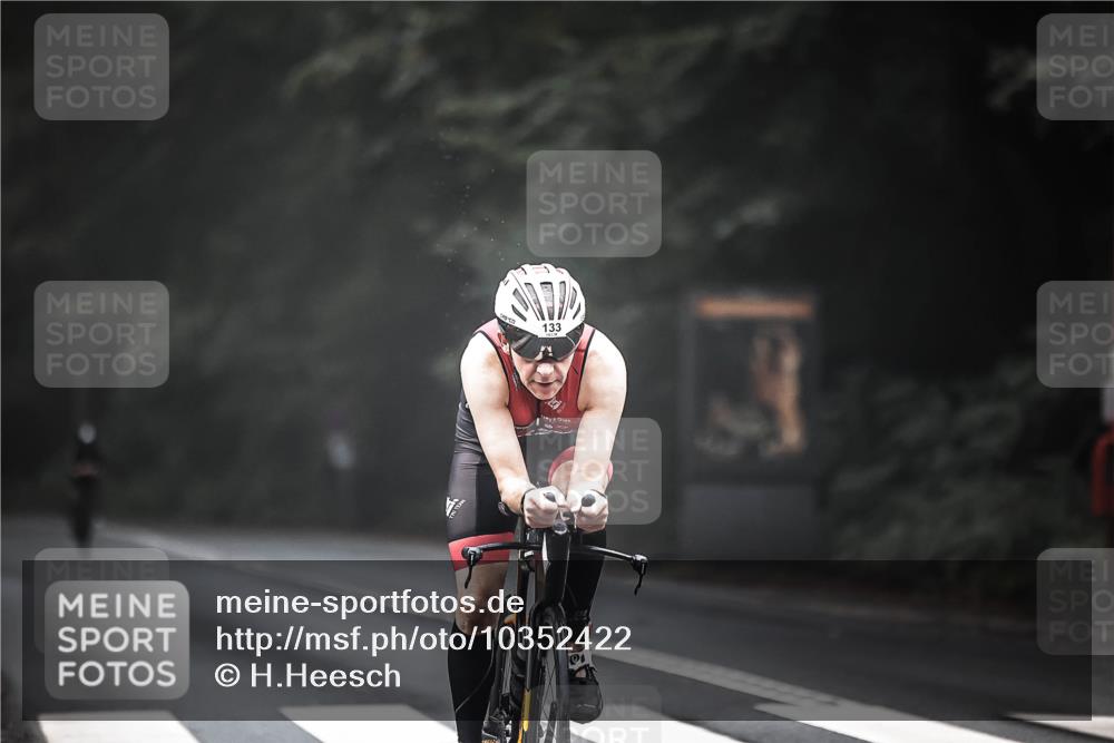 13.09.2026 - Stadtparktriathlon H.Heesch http://msf.ph/oto/10352422 13.09.2026 09:27:56 Radfahren 115, 133, 194 meine-sportfotos.de