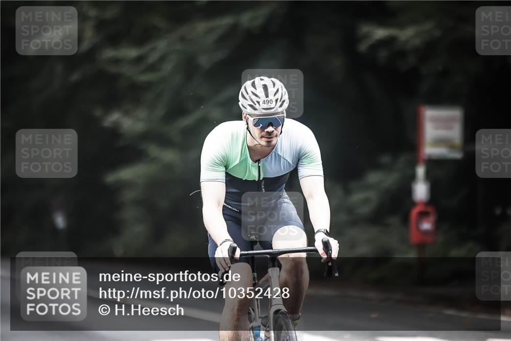 13.09.2026 - Stadtparktriathlon H.Heesch http://msf.ph/oto/10352428 13.09.2026 11:06:51 Radfahren 394, 490, 550, 641 meine-sportfotos.de