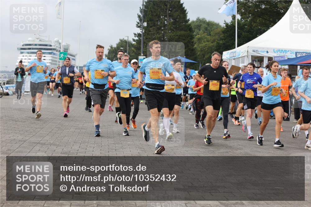 13.09.2026 - Kiel Lauf Andreas Tolksdorf http://msf.ph/oto/10352432 13.09.2026 09:56:32 Kiellinie 8203, 715, 4535, 2653, 3134, 2667, 10739, 973 meine-sportfotos.de