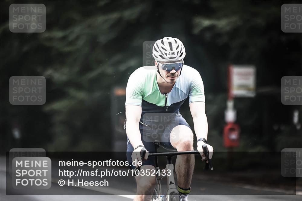 13.09.2026 - Stadtparktriathlon H.Heesch http://msf.ph/oto/10352433 13.09.2026 11:06:51 Radfahren 394, 490, 550, 641 meine-sportfotos.de