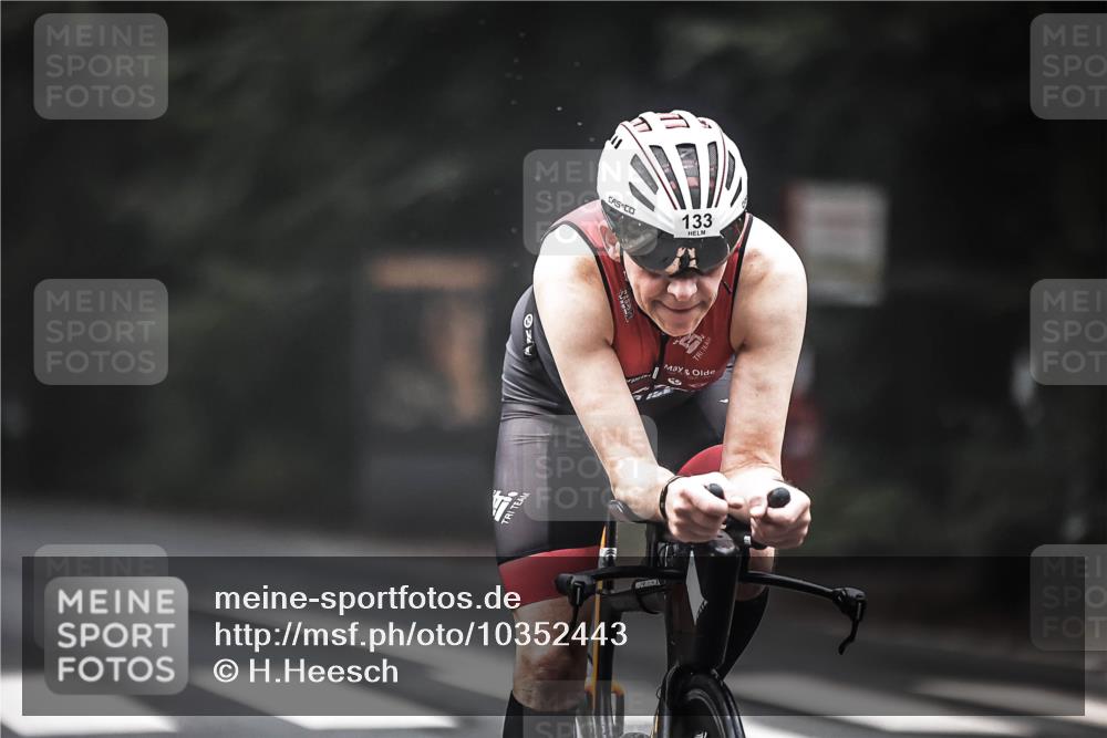 13.09.2026 - Stadtparktriathlon H.Heesch http://msf.ph/oto/10352443 13.09.2026 09:27:57 Radfahren 115, 133, 194 meine-sportfotos.de