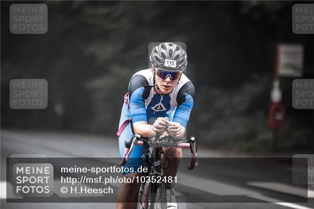 13.09.2026 - Stadtparktriathlon H.Heesch http://msf.ph/oto/10352481 13.09.2026 09:28:03 Radfahren 115, 194 meine-sportfotos.de