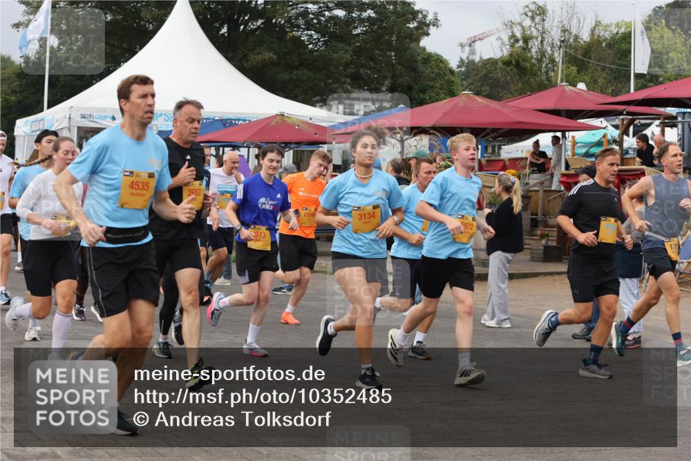 13.09.2026 - Kiel Lauf Andreas Tolksdorf http://msf.ph/oto/10352485 13.09.2026 09:56:33 Kiellinie 4535, 2653, 1116, 39, 3134, 5972, 973, 17 meine-sportfotos.de