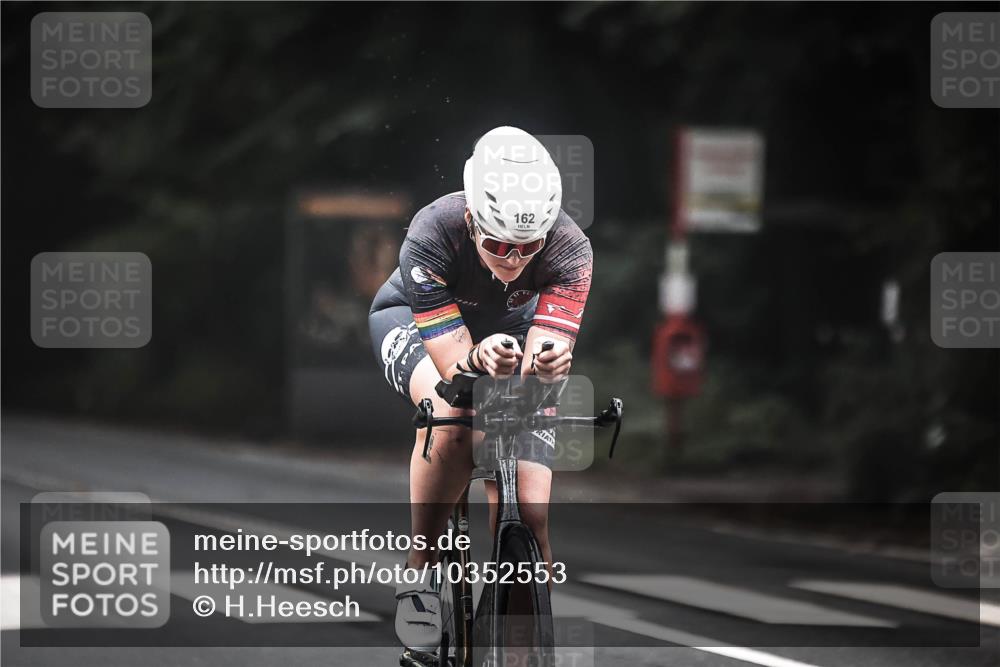 13.09.2026 - Stadtparktriathlon H.Heesch http://msf.ph/oto/10352553 13.09.2026 09:28:25 Radfahren 108, 143, 162 meine-sportfotos.de