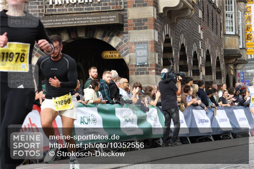 13.09.2026 - 21. swb-Marathon Bremen Strokosch-Dieckow http://msf.ph/oto/10352556 13.09.2026 10:55:11 Ziel 10589, 10608, 10646, 10901, 11040, 11174, 11569, 11620, 11860, 11874, 11889, 11976, 12313, 12519, 12800, 13592, 10725, 11014, 11466, 11631, 11910, 12201, 12218, 12258, 12549 meine-sportfotos.de