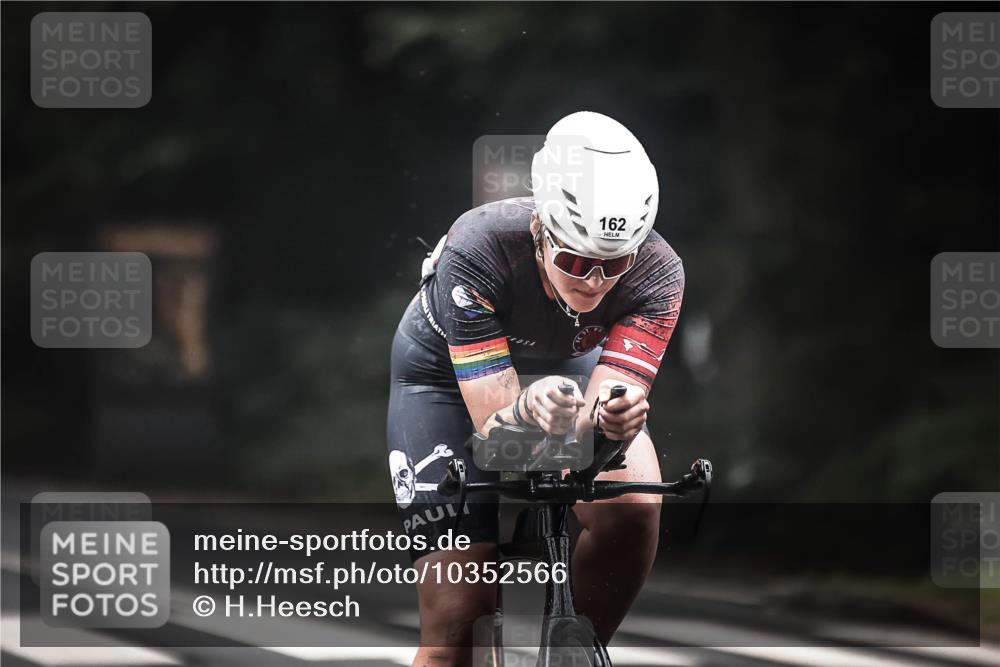 13.09.2026 - Stadtparktriathlon H.Heesch http://msf.ph/oto/10352566 13.09.2026 09:28:26 Radfahren 108, 143, 162 meine-sportfotos.de