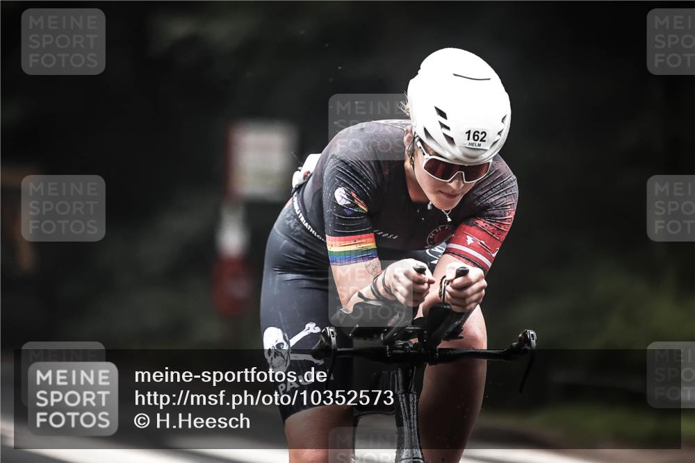 13.09.2026 - Stadtparktriathlon H.Heesch http://msf.ph/oto/10352573 13.09.2026 09:28:26 Radfahren 108, 143, 162 meine-sportfotos.de