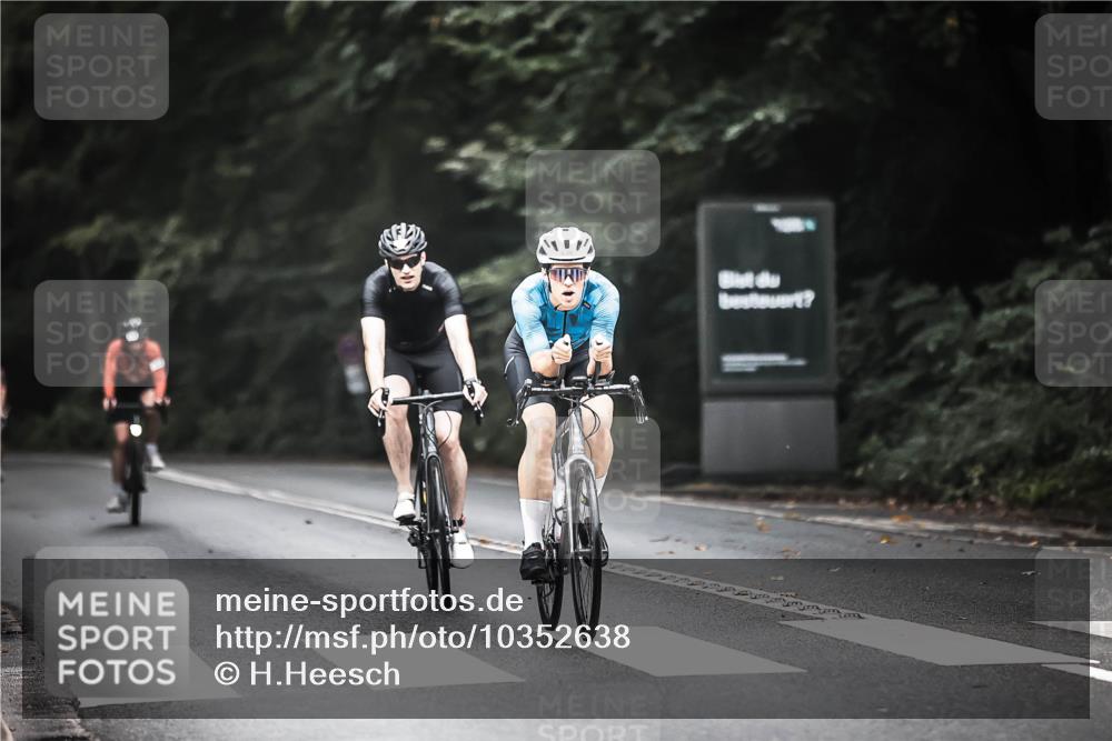 13.09.2026 - Stadtparktriathlon H.Heesch http://msf.ph/oto/10352638 13.09.2026 11:07:13 Radfahren 586, 599, 639, 646, 677 meine-sportfotos.de