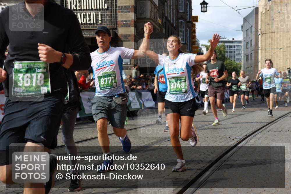 13.09.2026 - 21. swb-Marathon Bremen Strokosch-Dieckow http://msf.ph/oto/10352640 13.09.2026 13:29:49 Ziel 132, 1083, 1243, 1365, 1387, 1581, 2076, 2301, 2742, 2957, 3030, 3258, 3721, 3846, 4541, 4576, 5244, 5599, 6103, 6384, 6499, 6690, 6930, 7013, 7384, 7426, 7631, 7649, 8007, 8009, 8066, 8099, 8277, 8338, 8594, 8675, 8831, 9889, 13031, 109, 454, 1173, 1205, 1308, 1611, 1653, 1759, 1780, 1848, 2126, 3190, 3667, 3908, 4524, 4575, 5039, 5198, 5348, 5631, 6720, 7093, 8110, 8267, 8470, 8899, 9104, 9125 meine-sportfotos.de