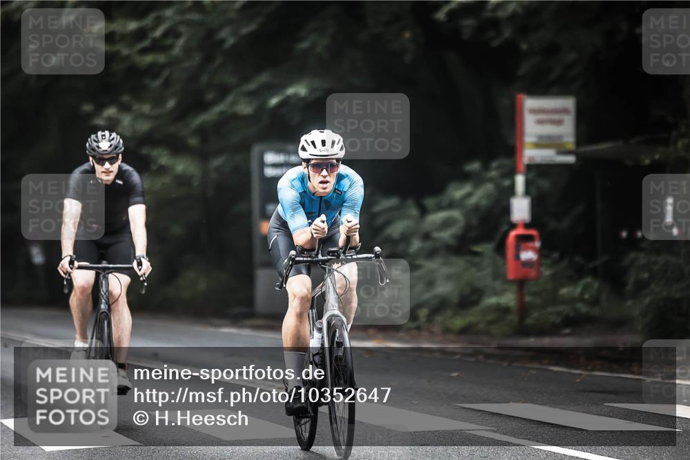 13.09.2026 - Stadtparktriathlon H.Heesch http://msf.ph/oto/10352647 13.09.2026 11:07:13 Radfahren 586, 599, 639, 646, 677 meine-sportfotos.de