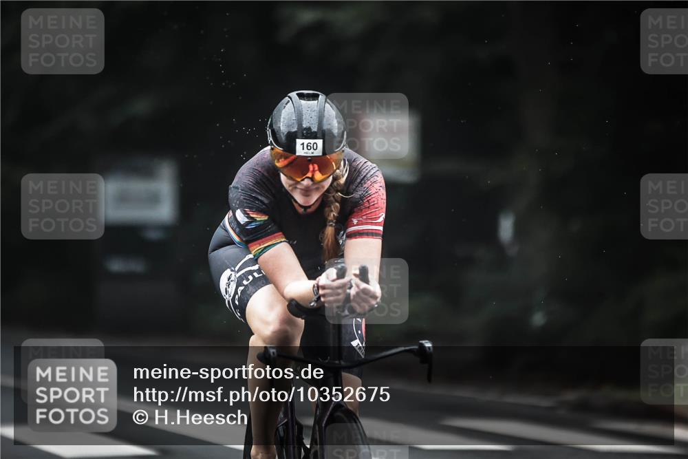 13.09.2026 - Stadtparktriathlon H.Heesch http://msf.ph/oto/10352675 13.09.2026 09:28:34 Radfahren 106, 108, 143, 158, 160, 184, 208 meine-sportfotos.de