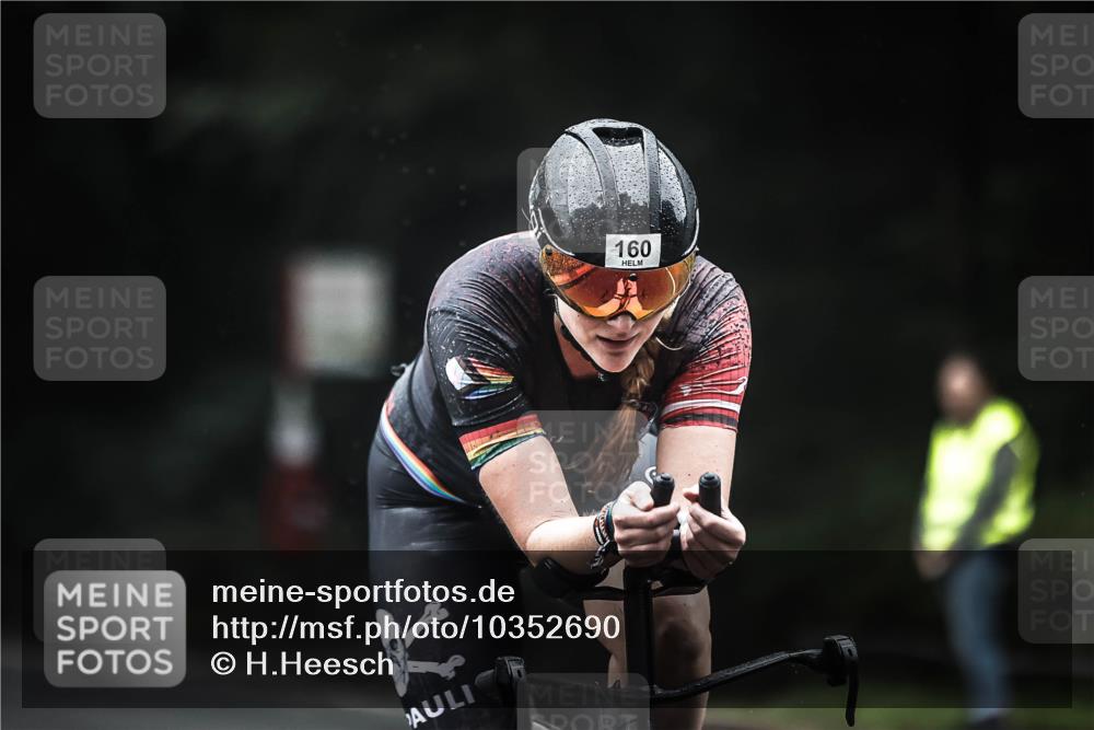 13.09.2026 - Stadtparktriathlon H.Heesch http://msf.ph/oto/10352690 13.09.2026 09:28:35 Radfahren 106, 108, 143, 158, 160, 184, 208 meine-sportfotos.de