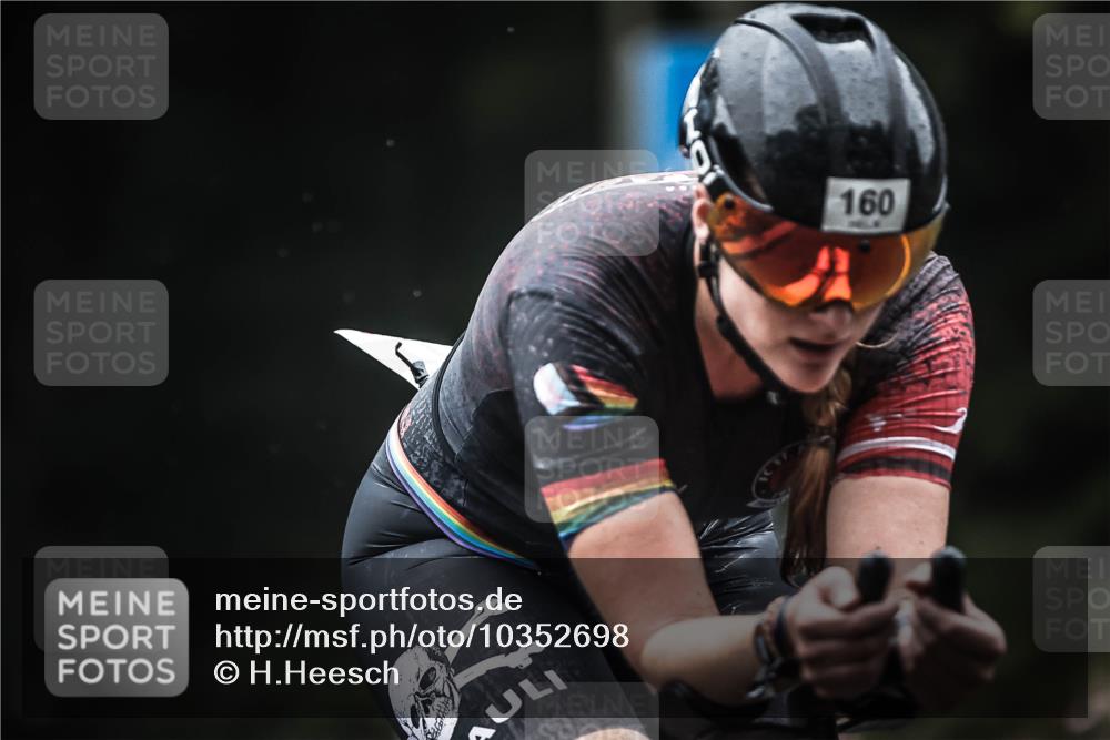 13.09.2026 - Stadtparktriathlon H.Heesch http://msf.ph/oto/10352698 13.09.2026 09:28:35 Radfahren 106, 108, 143, 158, 160, 184, 208 meine-sportfotos.de