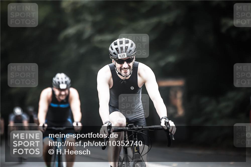 13.09.2026 - Stadtparktriathlon H.Heesch http://msf.ph/oto/10352740 13.09.2026 11:07:19 Radfahren 469, 518, 575, 586, 599, 639, 646, 677, 678, 699 meine-sportfotos.de