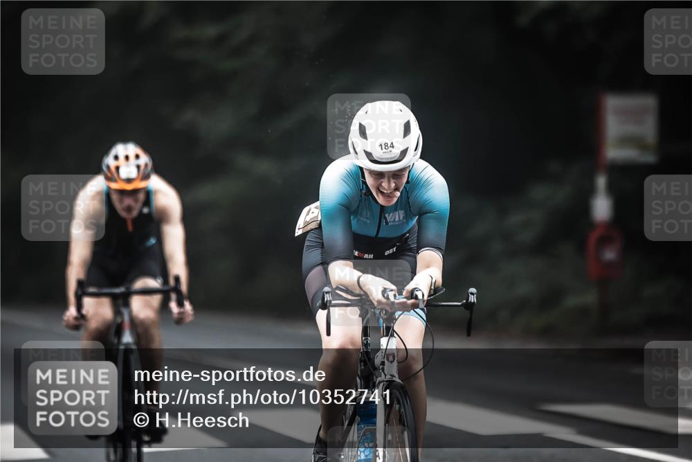 13.09.2026 - Stadtparktriathlon H.Heesch http://msf.ph/oto/10352741 13.09.2026 09:28:39 Radfahren 81, 106, 154, 158, 160, 167, 184, 208 meine-sportfotos.de