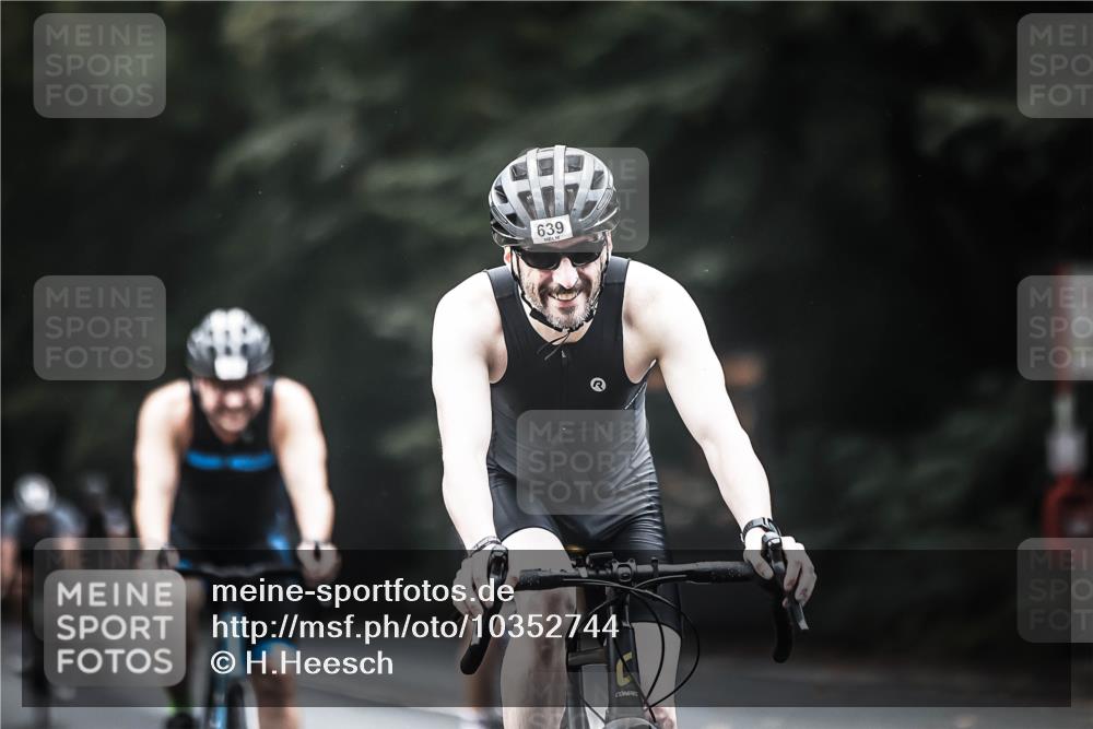 13.09.2026 - Stadtparktriathlon H.Heesch http://msf.ph/oto/10352744 13.09.2026 11:07:19 Radfahren 469, 518, 575, 586, 599, 639, 646, 677, 678, 699 meine-sportfotos.de