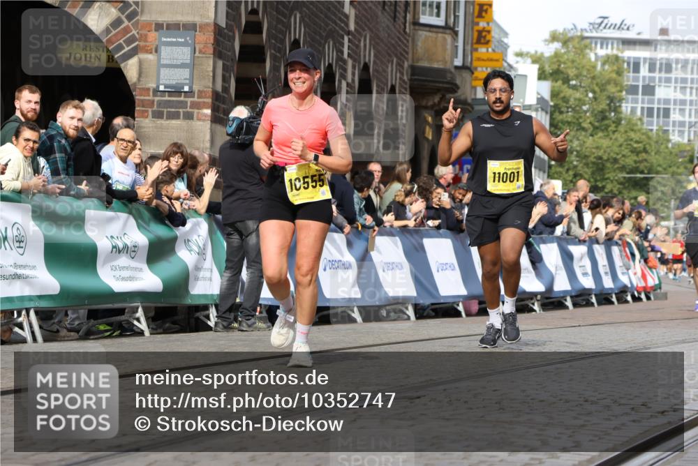 13.09.2026 - 21. swb-Marathon Bremen Strokosch-Dieckow http://msf.ph/oto/10352747 13.09.2026 10:55:16 Ziel 10646, 10901, 11569, 11620, 11860, 11889, 11908, 11976, 12313, 12800, 13592, 10256, 10725, 11414, 11941, 11977, 12218, 12258, 12348 meine-sportfotos.de