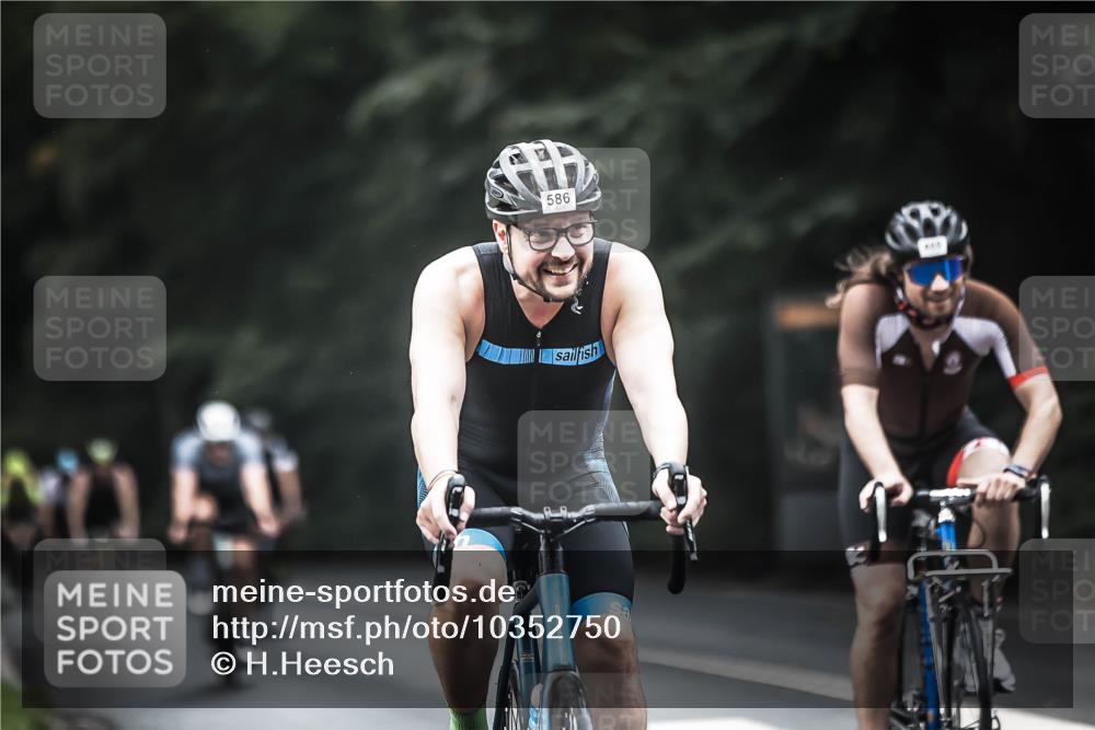 13.09.2026 - Stadtparktriathlon H.Heesch http://msf.ph/oto/10352750 13.09.2026 11:07:20 Radfahren 469, 518, 575, 586, 599, 639, 646, 677, 678, 699 meine-sportfotos.de