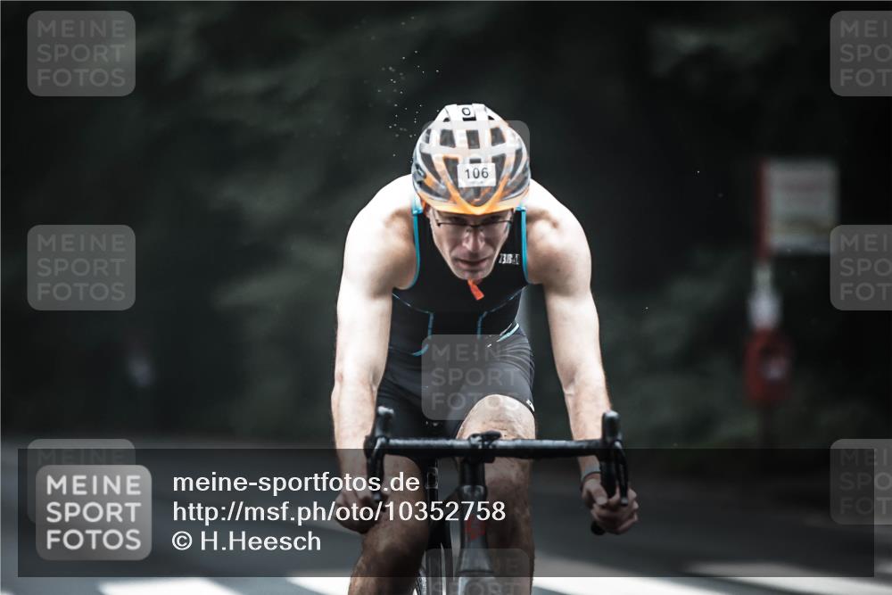 13.09.2026 - Stadtparktriathlon H.Heesch http://msf.ph/oto/10352758 13.09.2026 09:28:39 Radfahren 81, 106, 154, 158, 160, 167, 184, 208 meine-sportfotos.de
