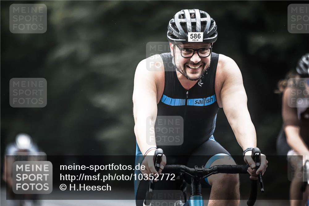 13.09.2026 - Stadtparktriathlon H.Heesch http://msf.ph/oto/10352772 13.09.2026 11:07:20 Radfahren 469, 518, 575, 586, 599, 639, 646, 677, 678, 699 meine-sportfotos.de
