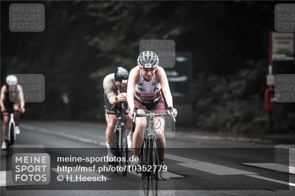 13.09.2026 - Stadtparktriathlon H.Heesch http://msf.ph/oto/10352779 13.09.2026 09:28:43 Radfahren 81, 106, 154, 158, 167, 184, 198 meine-sportfotos.de