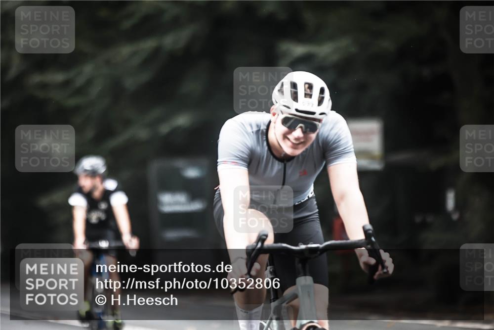 13.09.2026 - Stadtparktriathlon H.Heesch http://msf.ph/oto/10352806 13.09.2026 11:07:23 Radfahren 469, 518, 530, 533, 575, 586, 639, 677, 678, 699 meine-sportfotos.de