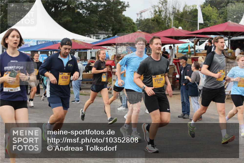 13.09.2026 - Kiel Lauf Andreas Tolksdorf http://msf.ph/oto/10352808 13.09.2026 09:56:43 Kiellinie 633, 38, 4763, 38, 11101, 1172 meine-sportfotos.de