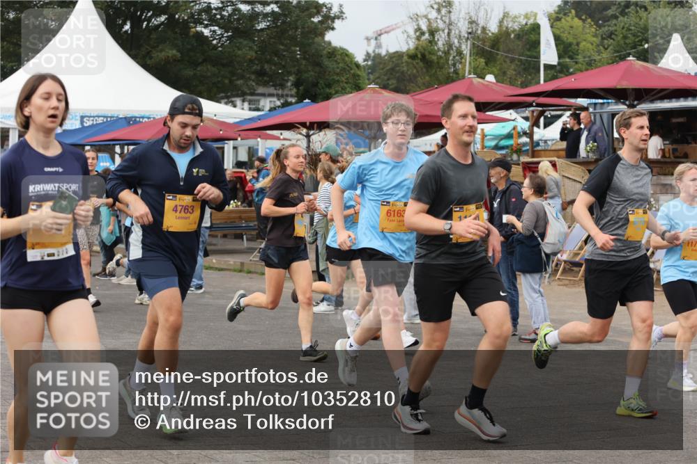 13.09.2026 - Kiel Lauf Andreas Tolksdorf http://msf.ph/oto/10352810 13.09.2026 09:56:43 Kiellinie 38, 4763, 38, 6163, 117 meine-sportfotos.de