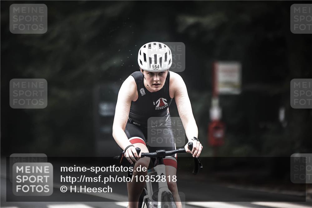 13.09.2026 - Stadtparktriathlon H.Heesch http://msf.ph/oto/10352818 13.09.2026 09:28:46 Radfahren 81, 154, 167, 198 meine-sportfotos.de