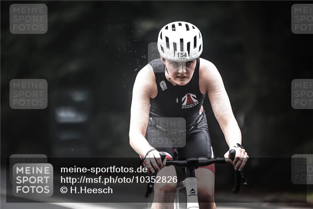 13.09.2026 - Stadtparktriathlon H.Heesch http://msf.ph/oto/10352826 13.09.2026 09:28:46 Radfahren 81, 154, 167, 198 meine-sportfotos.de