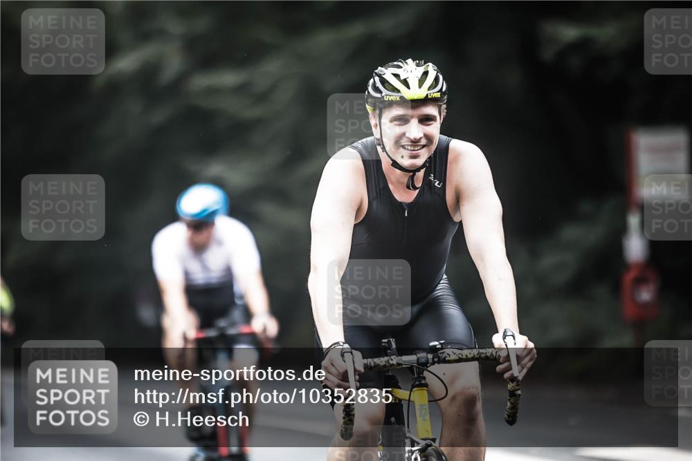 13.09.2026 - Stadtparktriathlon H.Heesch http://msf.ph/oto/10352835 13.09.2026 11:07:24 Radfahren 469, 518, 530, 533, 575, 586, 639, 678, 699 meine-sportfotos.de