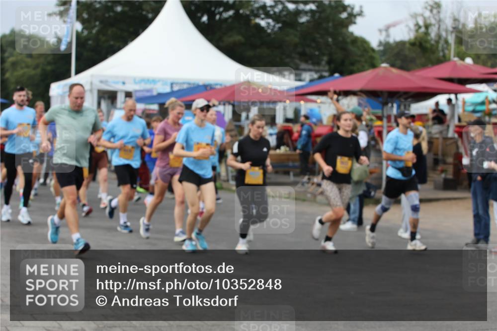 13.09.2026 - Kiel Lauf Andreas Tolksdorf http://msf.ph/oto/10352848 13.09.2026 09:56:44 Kiellinie  meine-sportfotos.de