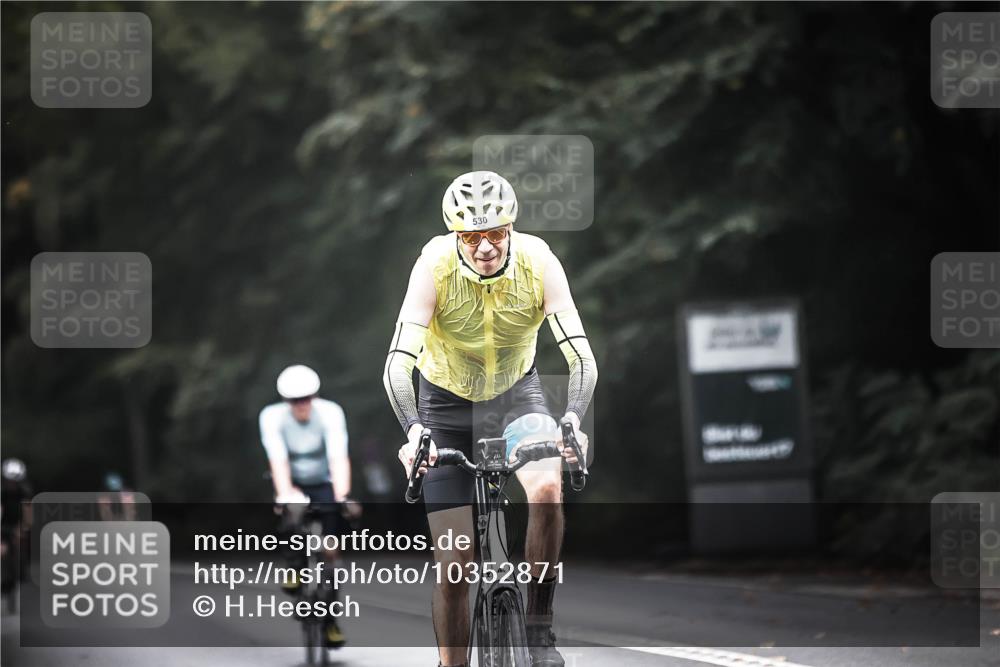 13.09.2026 - Stadtparktriathlon H.Heesch http://msf.ph/oto/10352871 13.09.2026 11:07:27 Radfahren 518, 530, 533, 575, 678, 699 meine-sportfotos.de