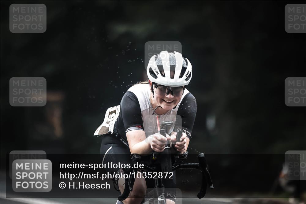13.09.2026 - Stadtparktriathlon H.Heesch http://msf.ph/oto/10352872 13.09.2026 09:28:54 Radfahren 114, 197, 198 meine-sportfotos.de