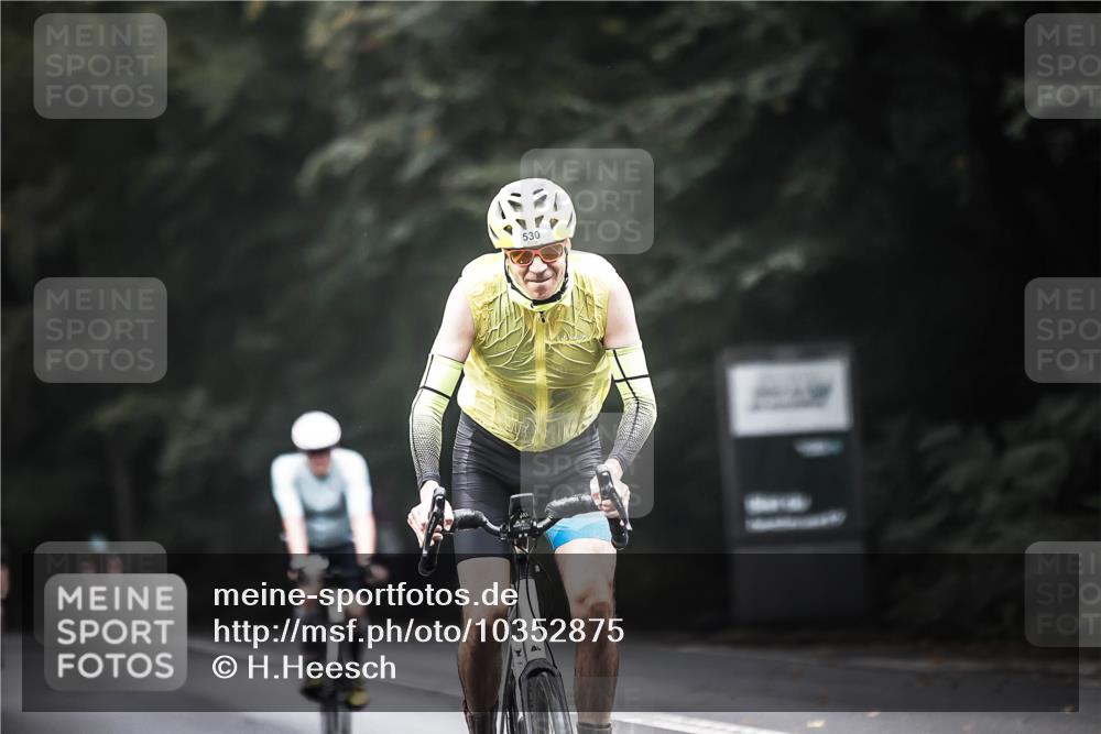 13.09.2026 - Stadtparktriathlon H.Heesch http://msf.ph/oto/10352875 13.09.2026 11:07:27 Radfahren 518, 530, 533, 575, 678, 699 meine-sportfotos.de