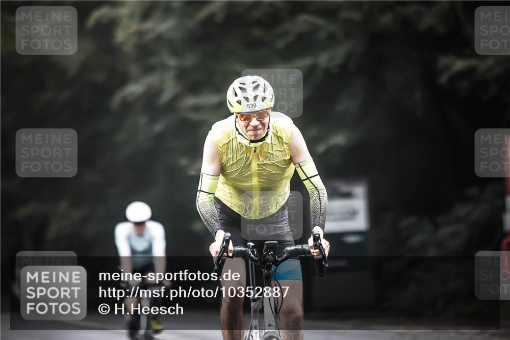 13.09.2026 - Stadtparktriathlon H.Heesch http://msf.ph/oto/10352887 13.09.2026 11:07:28 Radfahren 518, 530, 533, 575, 678, 699 meine-sportfotos.de