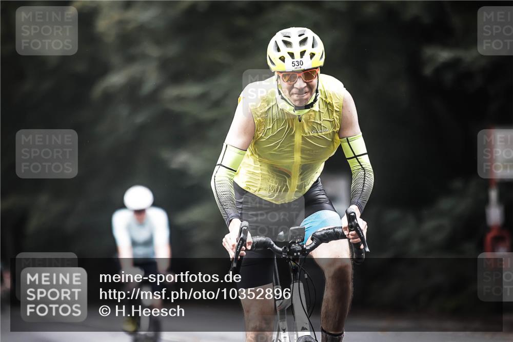 13.09.2026 - Stadtparktriathlon H.Heesch http://msf.ph/oto/10352896 13.09.2026 11:07:28 Radfahren 518, 530, 533, 575, 678, 699 meine-sportfotos.de