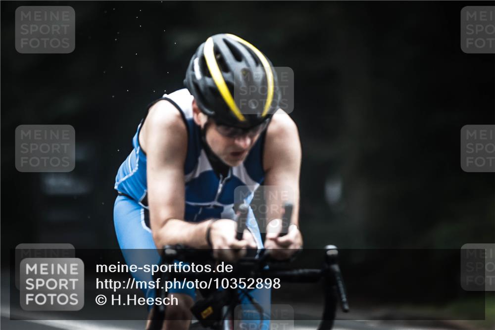 13.09.2026 - Stadtparktriathlon H.Heesch http://msf.ph/oto/10352898 13.09.2026 09:28:58 Radfahren 114, 197 meine-sportfotos.de