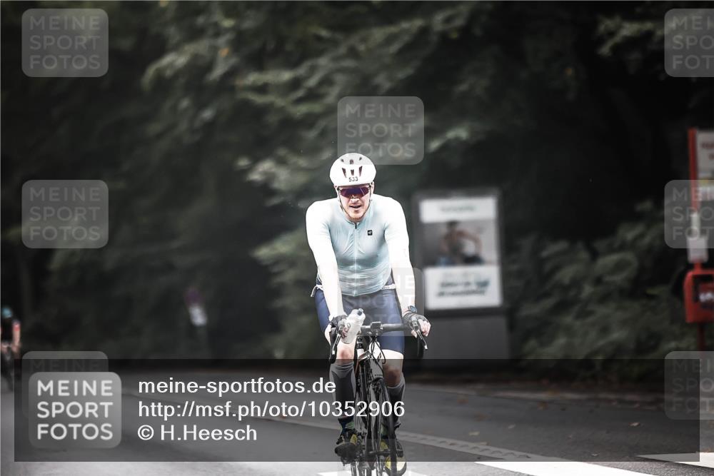 13.09.2026 - Stadtparktriathlon H.Heesch http://msf.ph/oto/10352906 13.09.2026 11:07:29 Radfahren 382, 518, 530, 533, 575, 678 meine-sportfotos.de