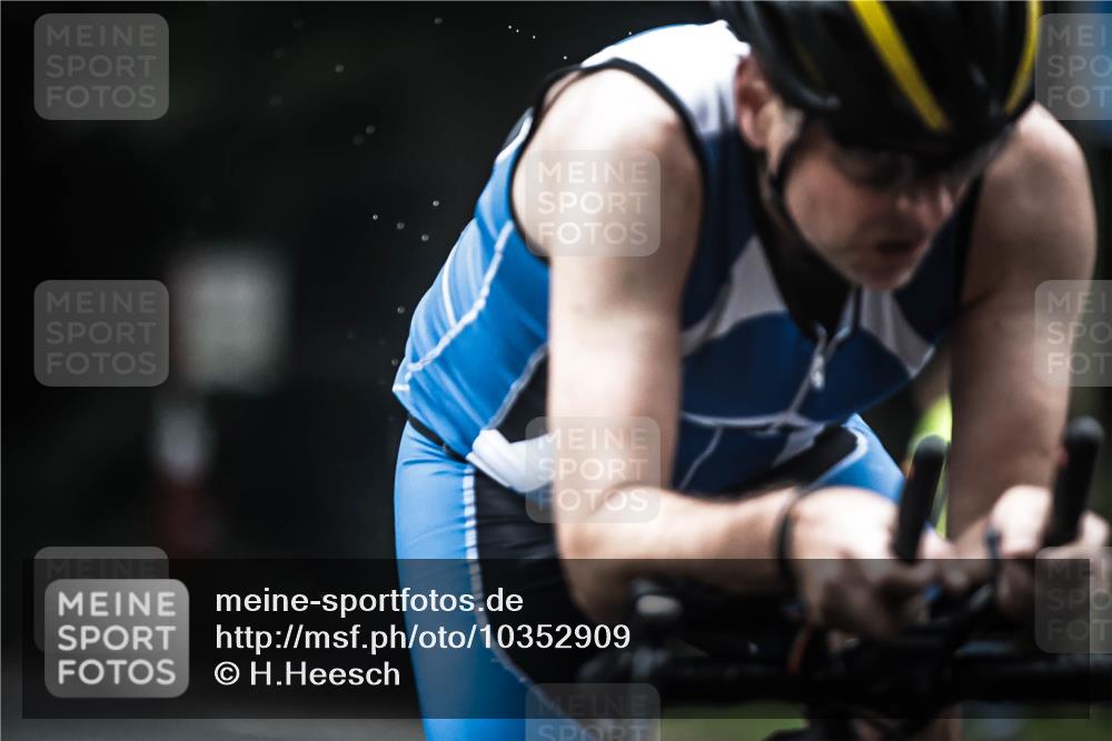 13.09.2026 - Stadtparktriathlon H.Heesch http://msf.ph/oto/10352909 13.09.2026 09:28:58 Radfahren 114, 197 meine-sportfotos.de