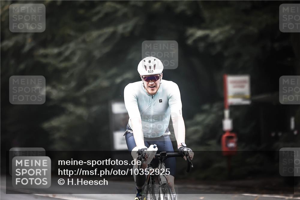 13.09.2026 - Stadtparktriathlon H.Heesch http://msf.ph/oto/10352925 13.09.2026 11:07:29 Radfahren 382, 518, 530, 533, 575, 678 meine-sportfotos.de